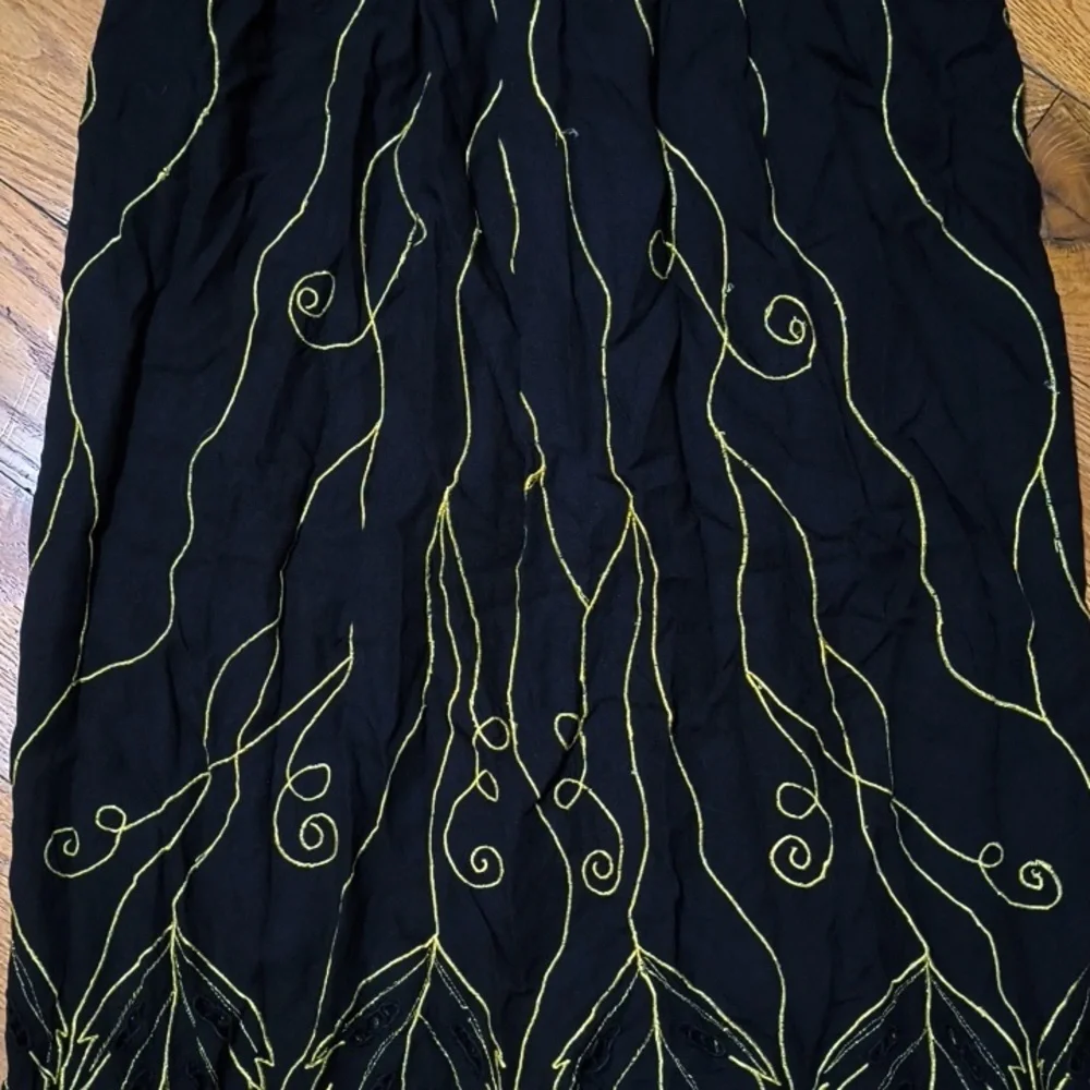 🧚‍♀️Whimsigoth Fairycore Black + Gold Skirt